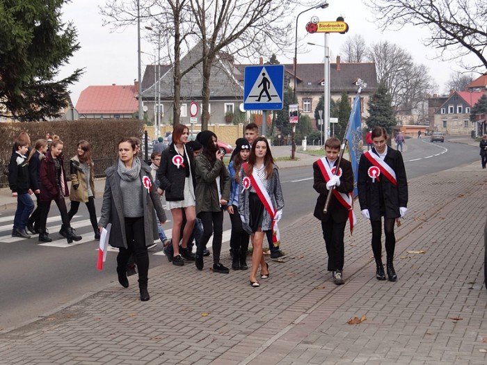 zywa-lekcja-patriotyzmu-w-sobieszowie-foto-54782