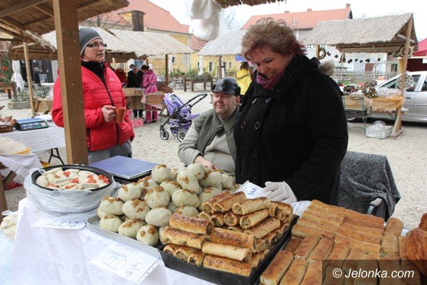 pierniki-i-inne-pysznosci-na-jarmarku-w-omnicy-foto-54794