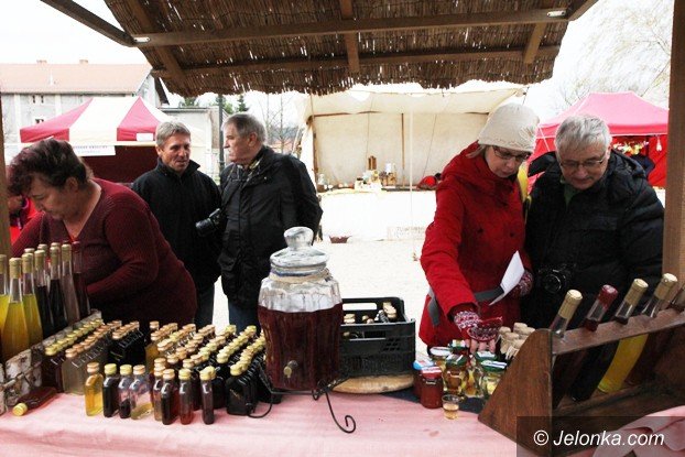 pierniki-i-inne-pysznosci-na-jarmarku-w-omnicy-foto-54794