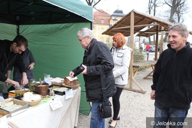 pierniki-i-inne-pysznosci-na-jarmarku-w-omnicy-foto-54794