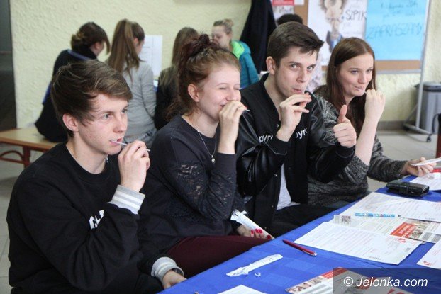 wielu-uczniow-z-norwida-chce-oddac-szpik-foto-54851