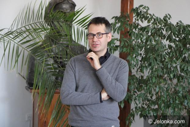 piotr-jedrzejas-mierzy-sie-z-norwidem-foto-54861