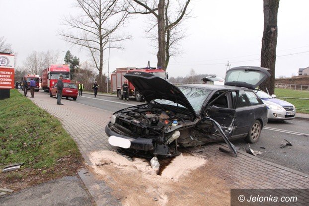 wypadek-w-maciejowej-droga-jest-nieprzejezdna-aktualizacjafoto-54886