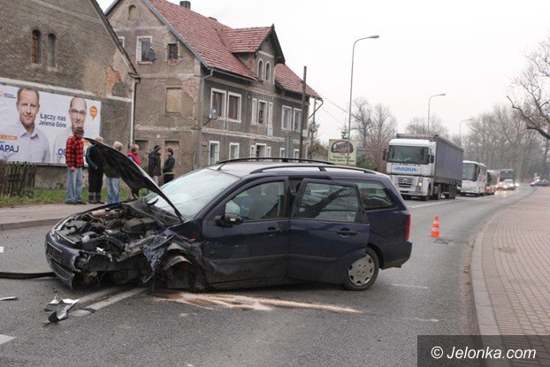 wypadek-w-maciejowej-droga-jest-nieprzejezdna-aktualizacjafoto-54886
