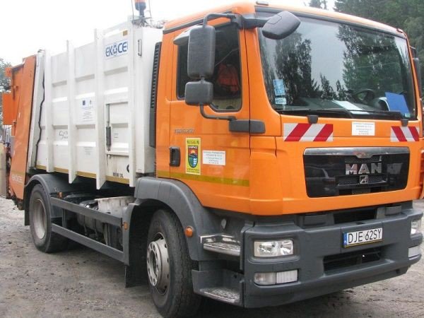 karpacz-nie-bedzie-musia-oddawac-pieniedzy-za-smieciarke-54897