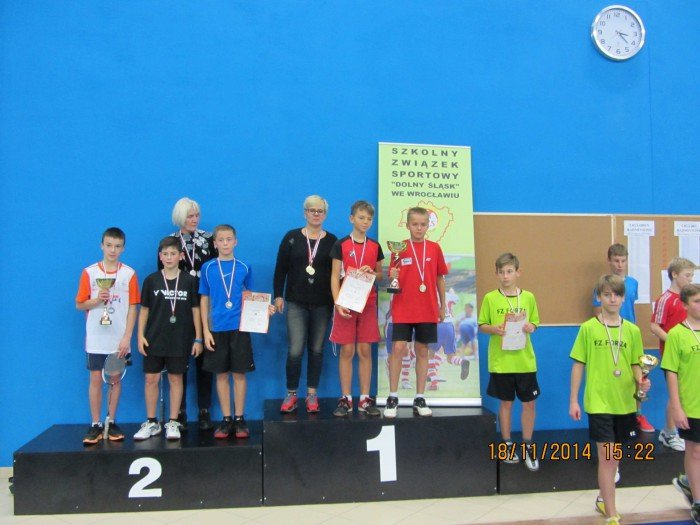 jeleniogorska-trojka-mistrzem-dolnego-slaska-w-badmintonie-foto-54974