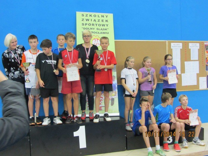 jeleniogorska-trojka-mistrzem-dolnego-slaska-w-badmintonie-foto-54974