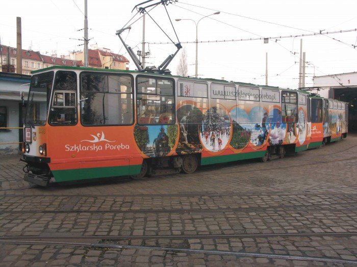 tramwaj-we-wrocawiu-reklamuje-szklarska-porebe-foto-54976