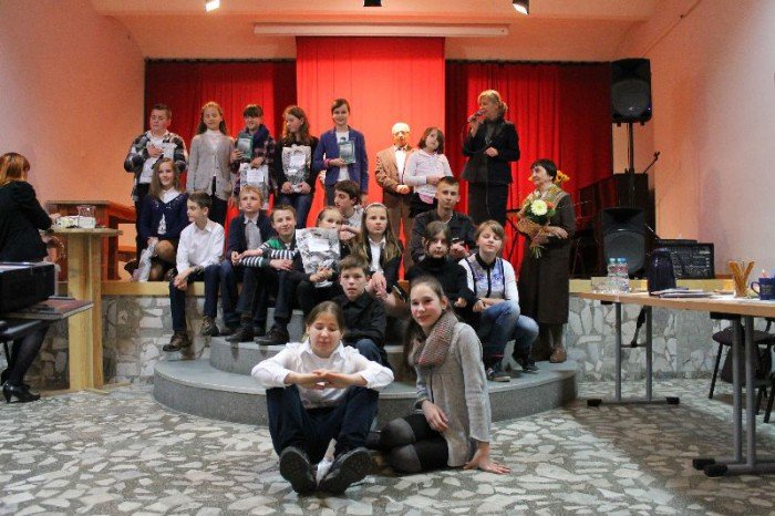 przeglad-tworczosci-literackiej-w-poku-foto-55032