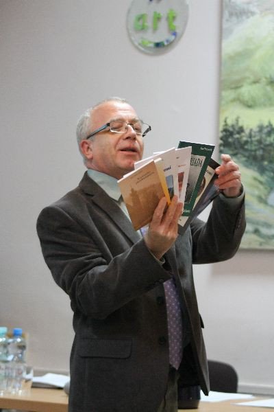 przeglad-tworczosci-literackiej-w-poku-foto-55032