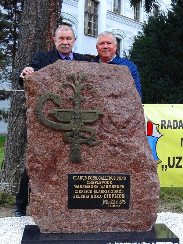 cieplice-maja-nowy-obelisk-foto-55042