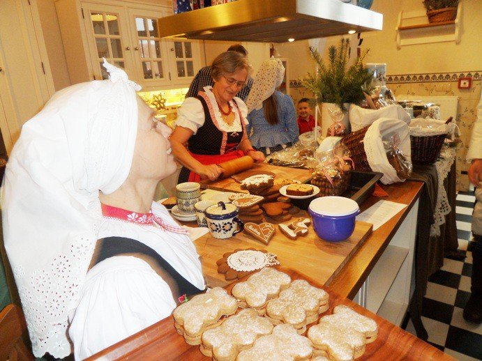 zagraniczni-dziennikarze-odwiedzili-powiat-jeleniogorski-foto-55096