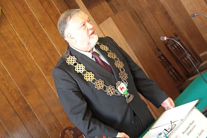 po-drugim-gosowaniu-l-wrotniewski-szefem-rady-foto-video-55118