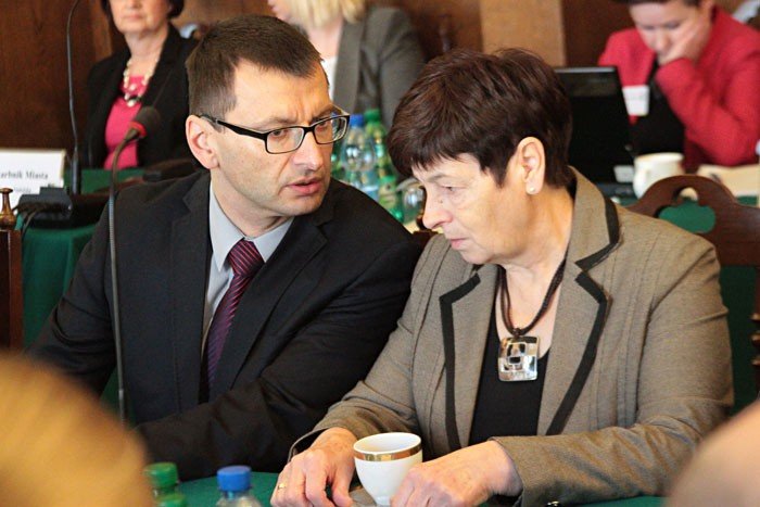 po-drugim-gosowaniu-l-wrotniewski-szefem-rady-foto-video-55118
