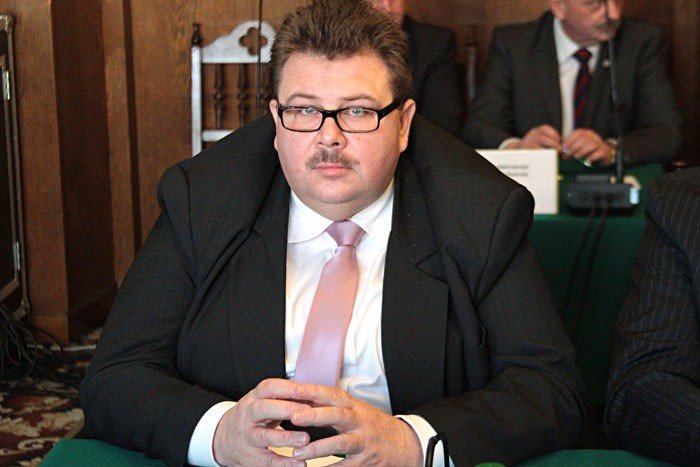 po-drugim-gosowaniu-l-wrotniewski-szefem-rady-foto-video-55118