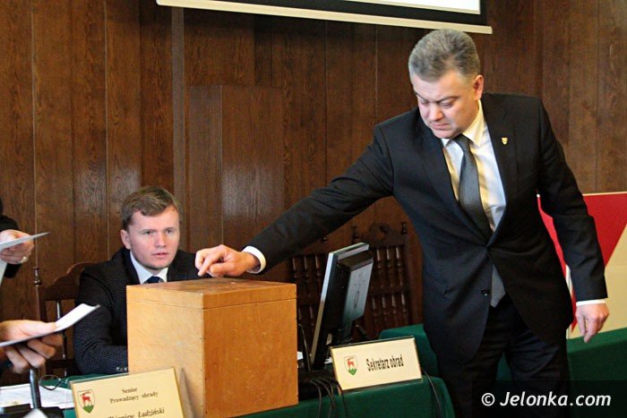 po-drugim-gosowaniu-l-wrotniewski-szefem-rady-foto-video-55118