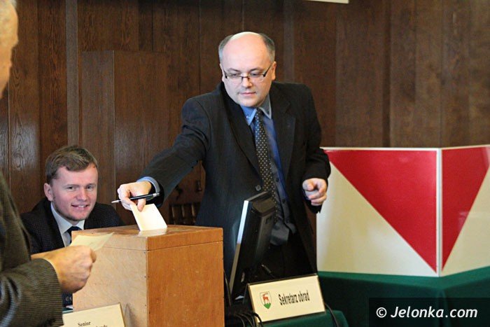 po-drugim-gosowaniu-l-wrotniewski-szefem-rady-foto-video-55118
