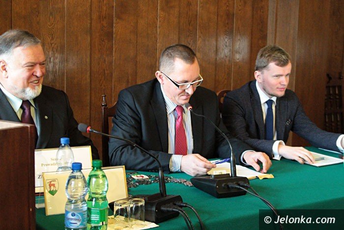 po-drugim-gosowaniu-l-wrotniewski-szefem-rady-foto-video-55118