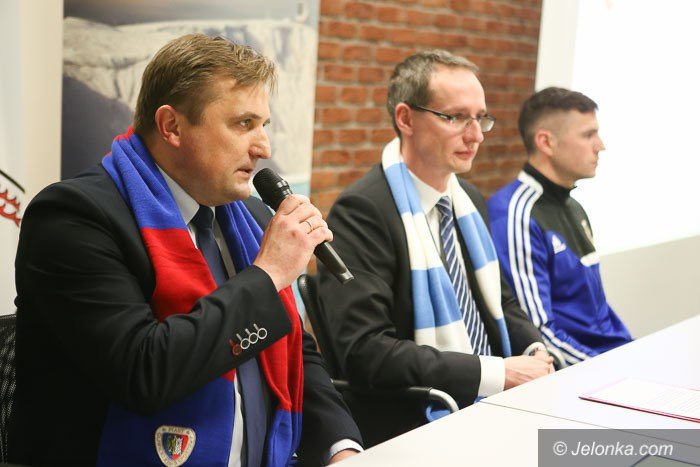 umowa-z-piastem-gliwice-podpisana-video-foto-55141