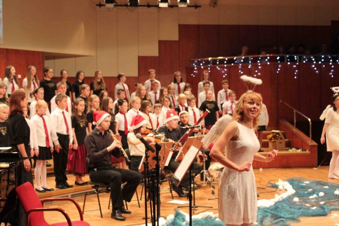 nie-miay-anioki-choinki-na-swieta-koncert-w-filharmonii-foto-55188