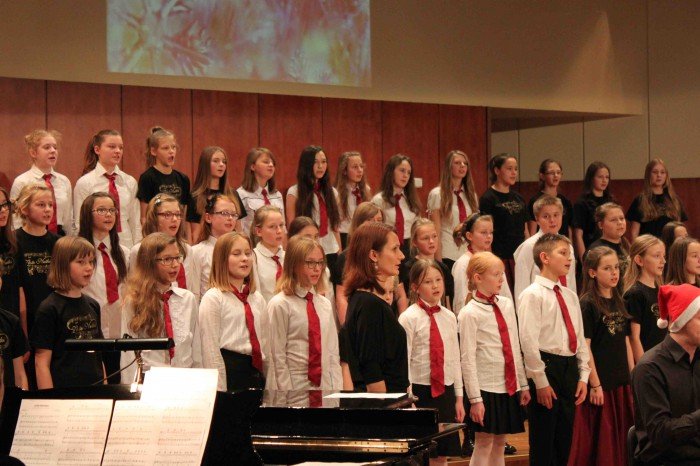 nie-miay-anioki-choinki-na-swieta-koncert-w-filharmonii-foto-55188