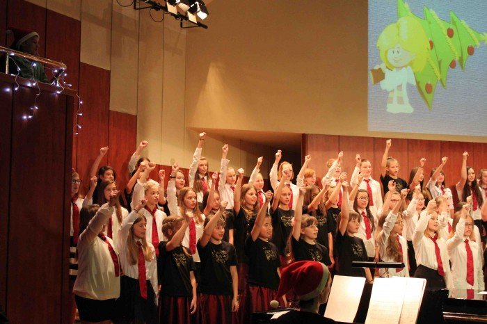 nie-miay-anioki-choinki-na-swieta-koncert-w-filharmonii-foto-55188