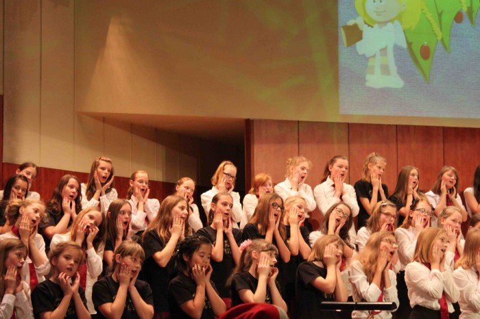 nie-miay-anioki-choinki-na-swieta-koncert-w-filharmonii-foto-55188
