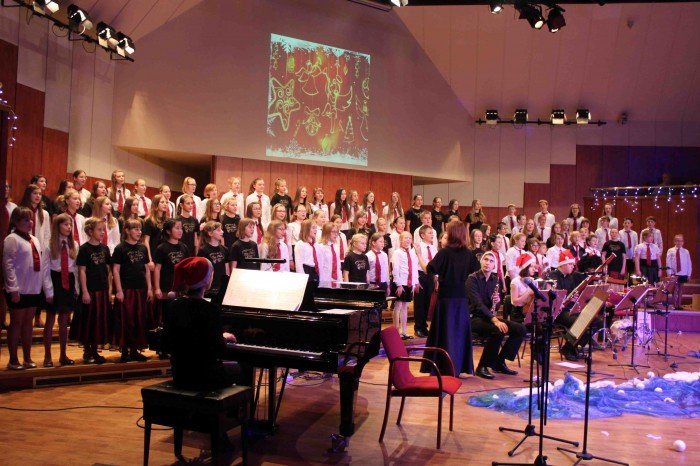 nie-miay-anioki-choinki-na-swieta-koncert-w-filharmonii-foto-55188