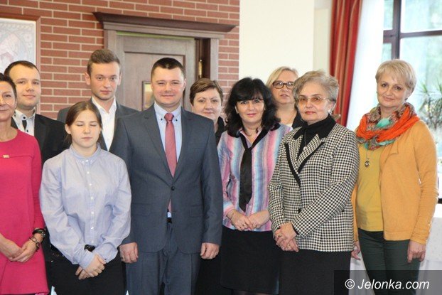 powiat-jeleniogorski-ma-bardzo-zdolnych-uczniow-foto-55194