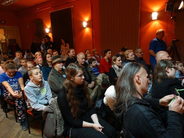 may-ksiaze-w-modziezowym-domu-kultury-foto-55258