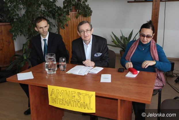 licealisci-z-senatorem-w-obronie-wiezniow-sumienia-foto-55274