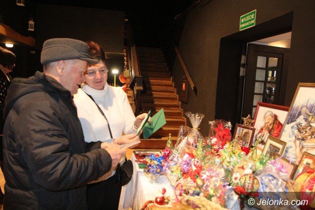 swiateczne-cudenka-na-jarmarku-po-jeleniogoralsku-foto-55283