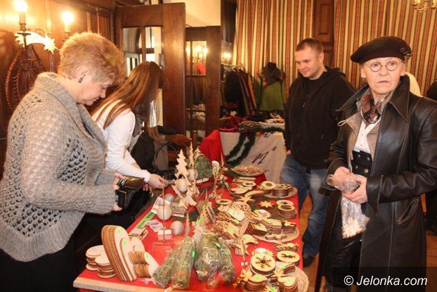 swiateczne-cudenka-na-jarmarku-po-jeleniogoralsku-foto-55283