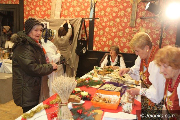 swiateczne-cudenka-na-jarmarku-po-jeleniogoralsku-foto-55283