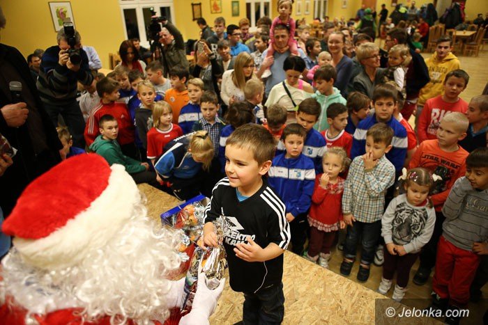integracja-podczas-mikoajek-w-lotniku-foto-55290