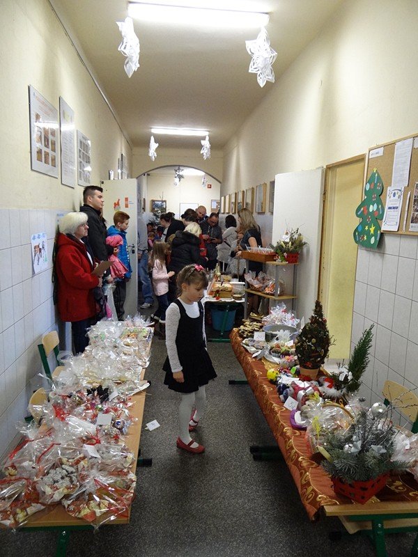 niezwyky-kiermasz-w-sobieszowie-foto-55316