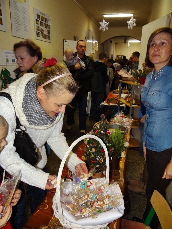 niezwyky-kiermasz-w-sobieszowie-foto-55316