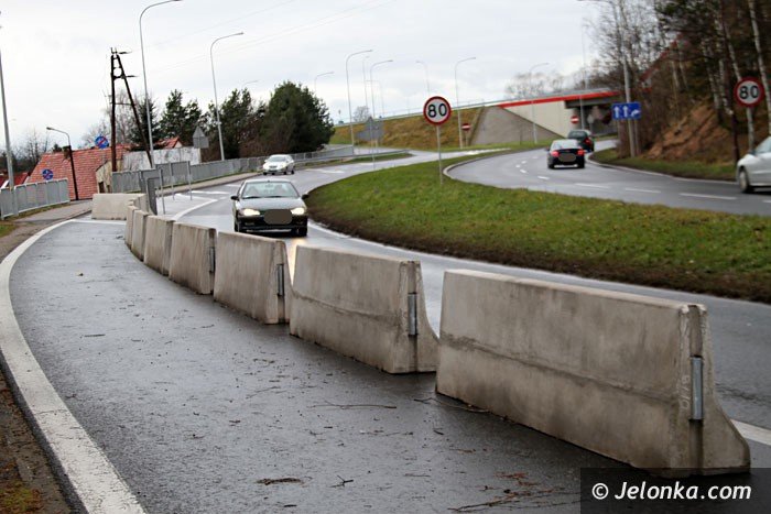pomaluja-sprayem-droge-rowerowa-foto-55390