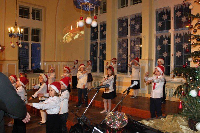wspaniay-koncert-swiateczny-w-dwojce-foto-55396