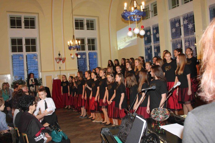 wspaniay-koncert-swiateczny-w-dwojce-foto-55396