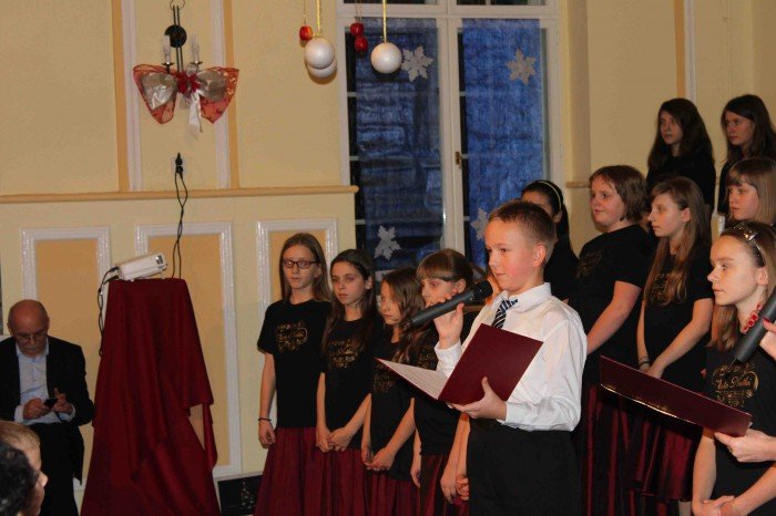 wspaniay-koncert-swiateczny-w-dwojce-foto-55396