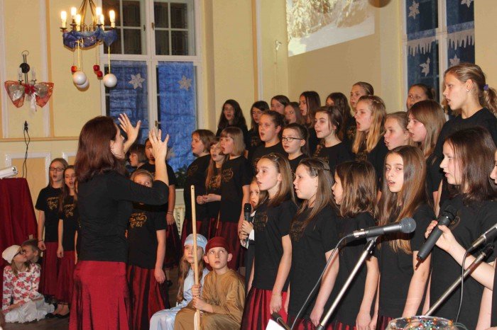 wspaniay-koncert-swiateczny-w-dwojce-foto-55396