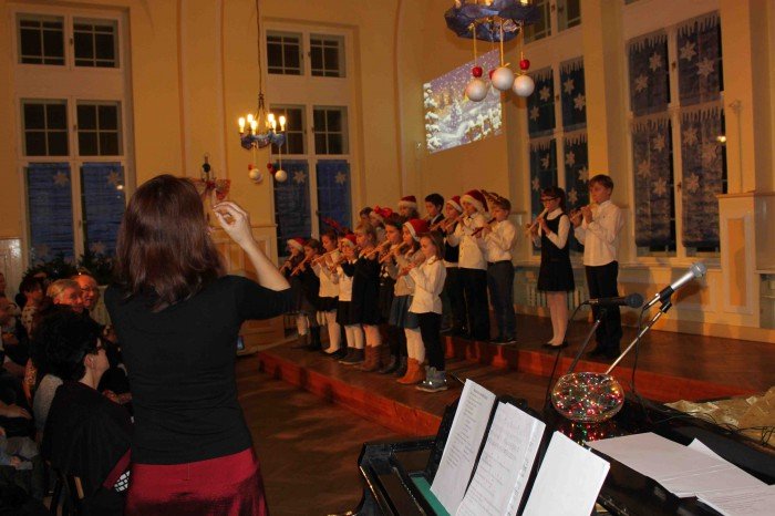 wspaniay-koncert-swiateczny-w-dwojce-foto-55396