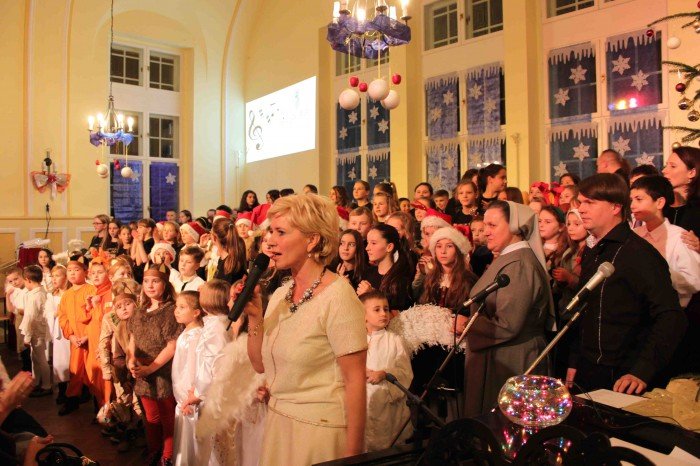 wspaniay-koncert-swiateczny-w-dwojce-foto-55396