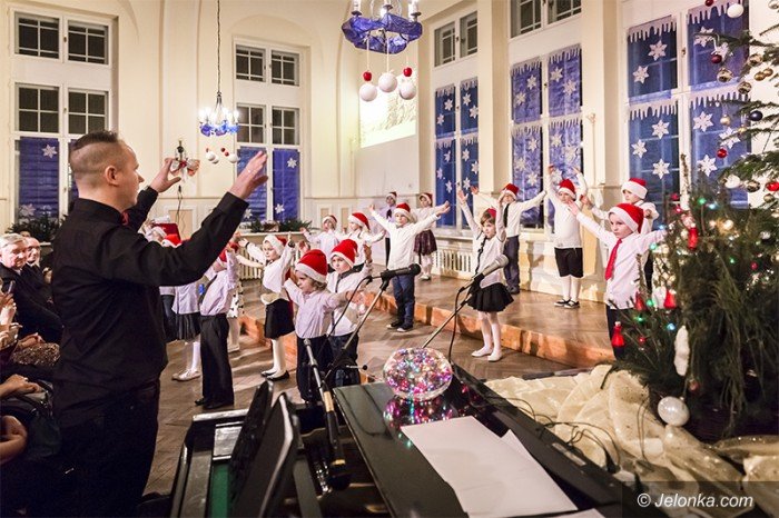 wspaniay-koncert-swiateczny-w-dwojce-foto-55396