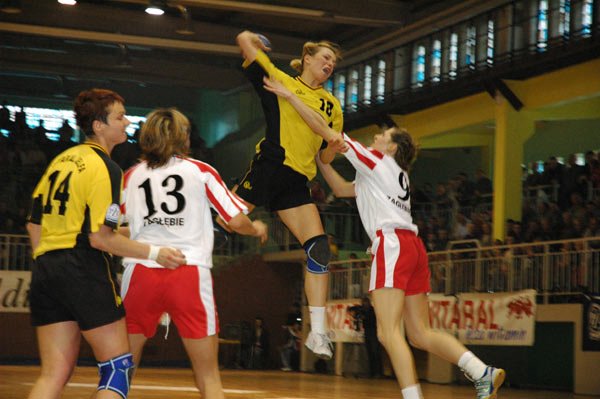 porazka-vitaralu-jelfa-w-meczu-z-zagebiem-lubin-5540