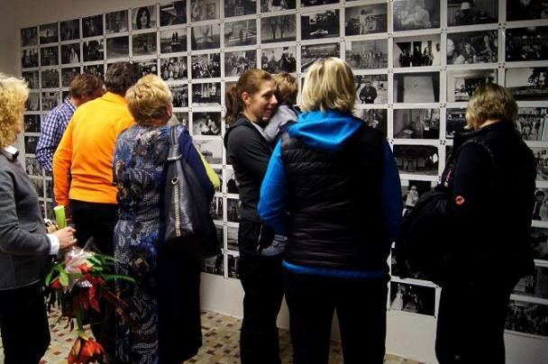 fotografie-bohdana-holomicka-na-przeeczy-okraj-foto-55435