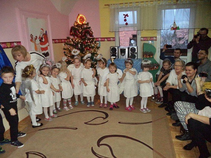 tydzien-swiatecznych-spotkan-u-przedszkolakow-z-sobieszowa-foto-55472