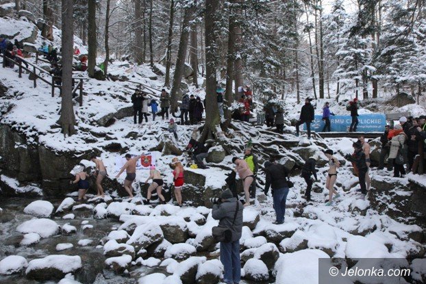 w-przesiece-bya-wielka-kapiel-morsow-foto-video-55498