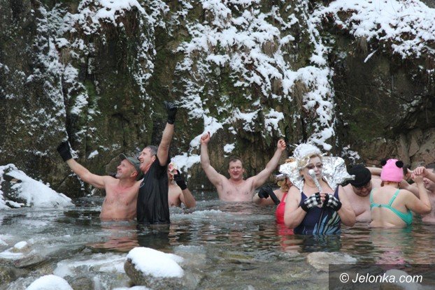 w-przesiece-bya-wielka-kapiel-morsow-foto-video-55498